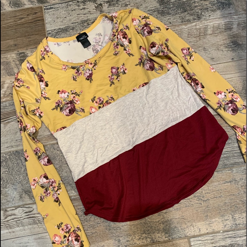 Color block long sleeve shirt